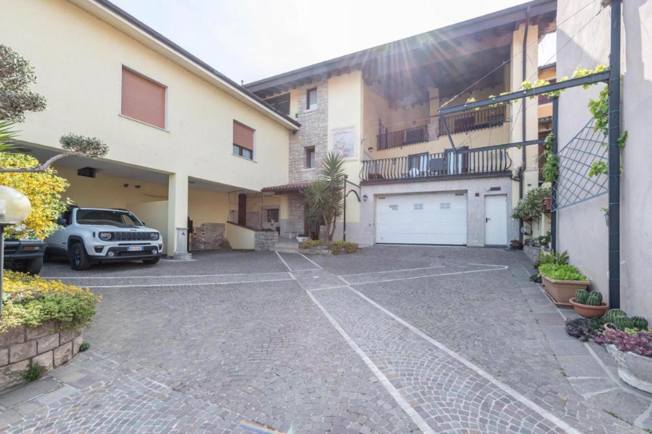 Casa Vacanze Baccolo Polpenazze del Garda Eksteriør bilde