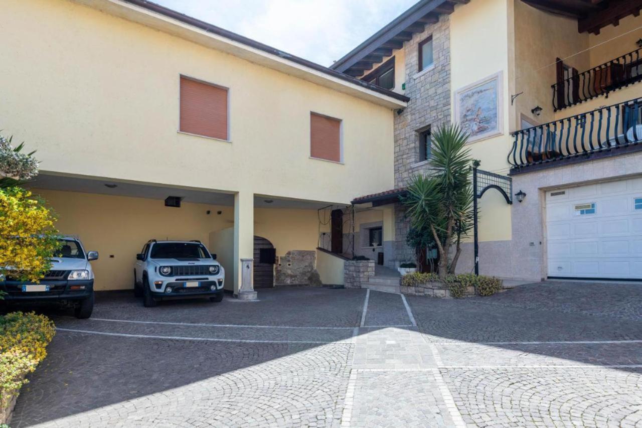 Casa Vacanze Baccolo Polpenazze del Garda Eksteriør bilde