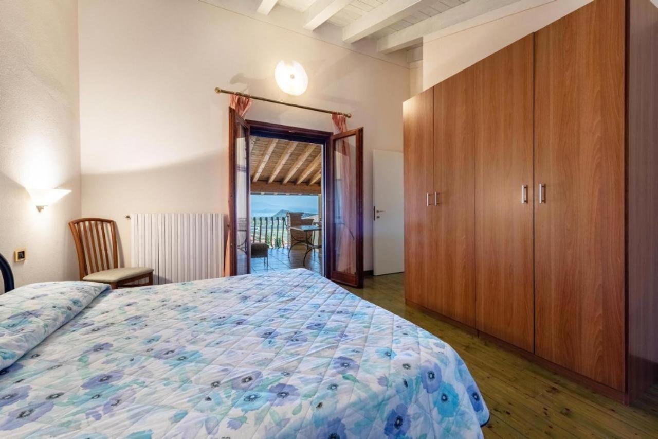 Casa Vacanze Baccolo Polpenazze del Garda Eksteriør bilde